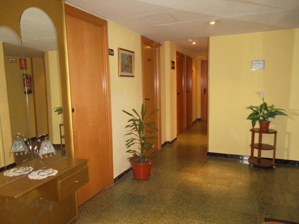 Hostal Cumbre سرقسطة المظهر الخارجي الصورة