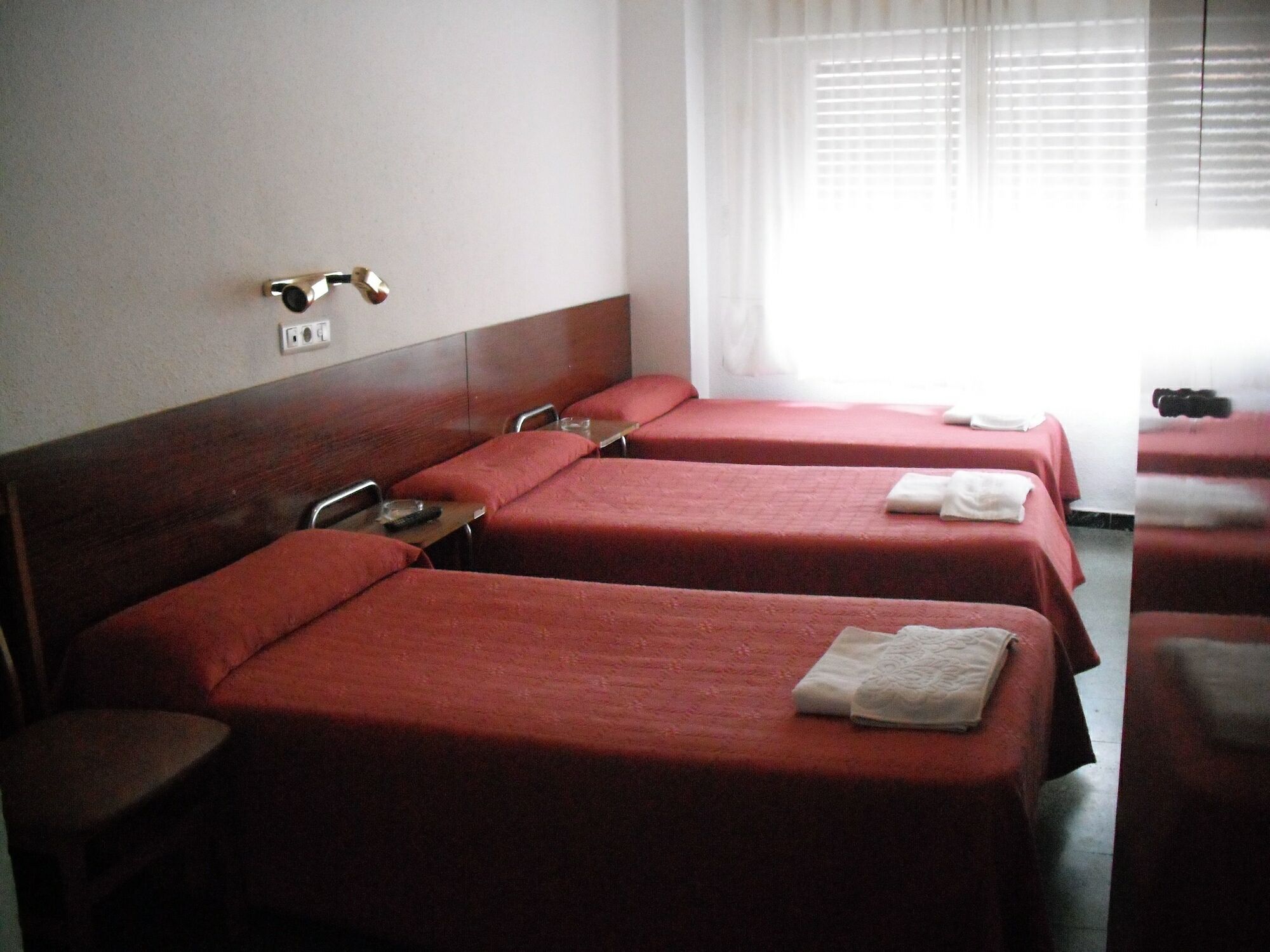 Hostal Cumbre سرقسطة المظهر الخارجي الصورة